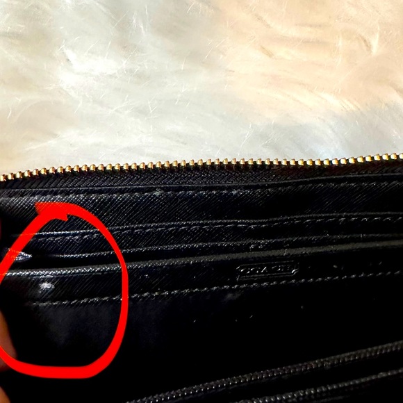 Coach Gathered Leather Accordion Zip Wallet Black - Picture 6 of 6